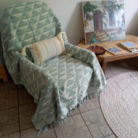 La Petite Maison De Charme Δωμάτια σε οικογενειακή κατοικία